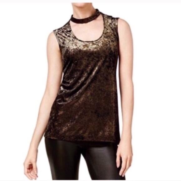 Vince Camuto Gold Metallic Velvet Top* - Picture 1 of 6